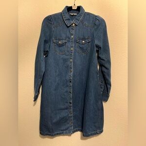 #775 A Loves A Blue Denim button down dress Small